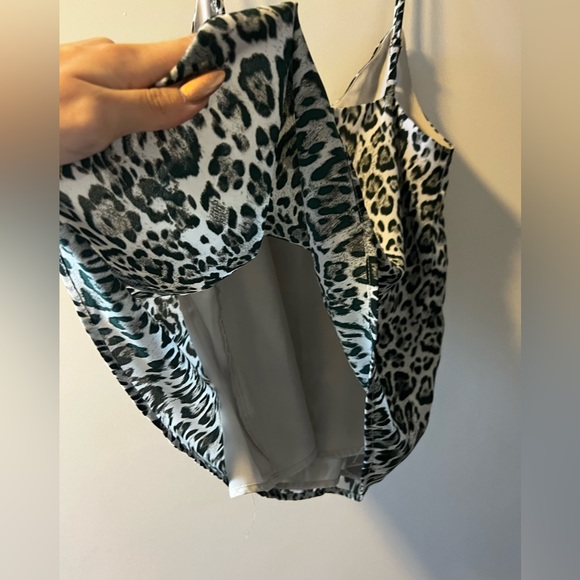 Top - Picture 7 of 7